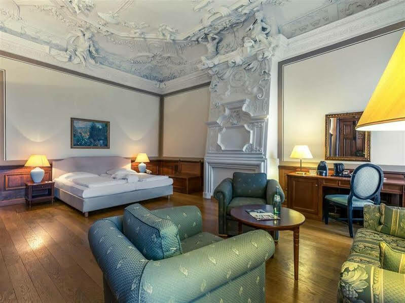 Hotel Schloss Нойштадт-Глеве Экстерьер фото